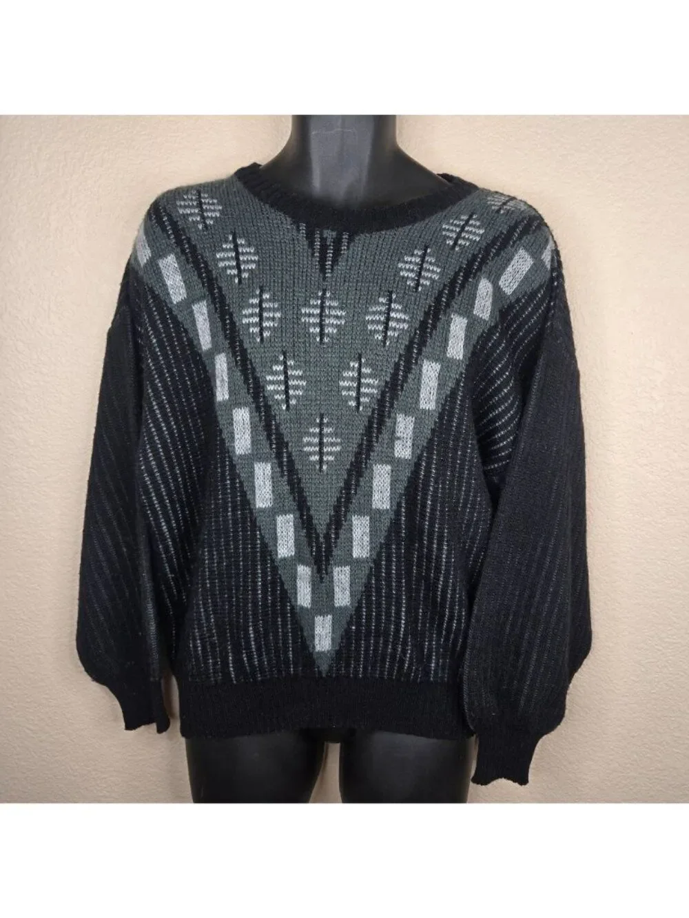 Vintage 80s Plaza Black Gray Geometric Knit Sweater Mens M Crewneck